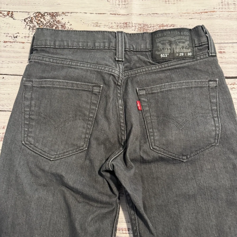 Levis 511 Jeans Black Denim Straight Fit Men's Size 29x30 (Fits 29x27)‎